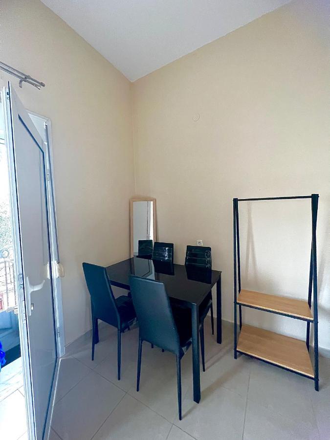 Kalamitsa Apartment By The Beach Kavala Exterior foto