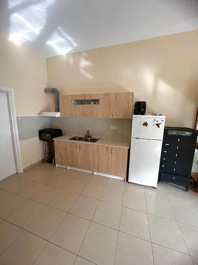Kalamitsa Apartment By The Beach Kavala Exterior foto
